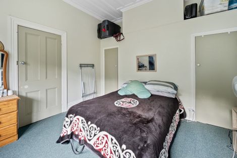 Photo of property in 39 Faraday Street, Hospital Hill, Napier, 4110