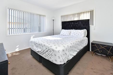 Photo of property in 3/94 Pah Road, Papatoetoe, Auckland, 2025