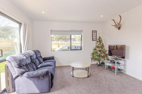 Photo of property in 5a Karaka Street, Castlecliff, Wanganui, 4501