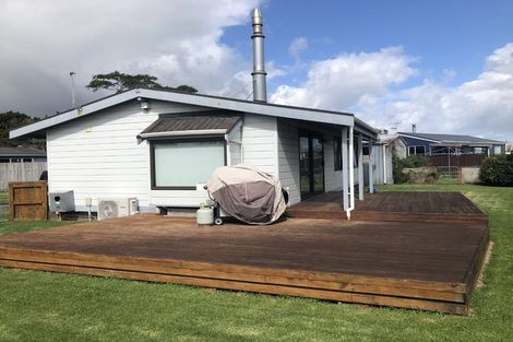Photo of property in 3 Maralyn Place, Bell Block, New Plymouth, 4312