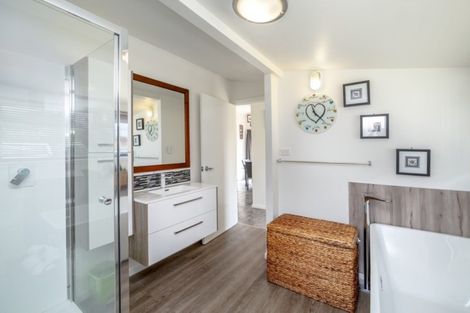 Photo of property in 1 Sedcole Street, Pahiatua, 4910