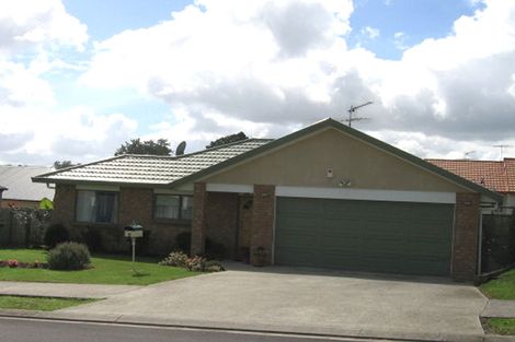 Photo of property in 4 Arlose Place, Westgate, Auckland, 0614