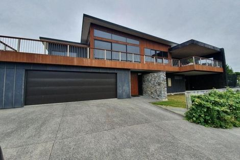 Photo of property in 55 Pitcairn Street, Oakura, 4314