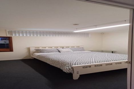 Photo of property in 1/15 Eske Place, Highland Park, Auckland, 2010