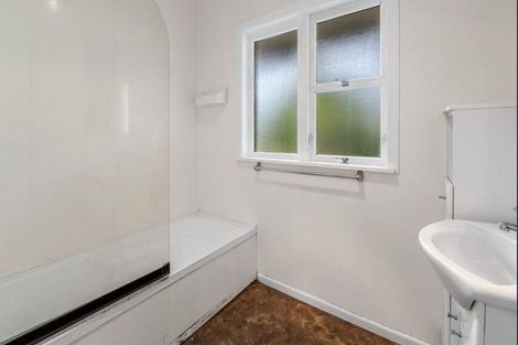 Photo of property in 13a Gordon Road, Mount Maunganui, 3116