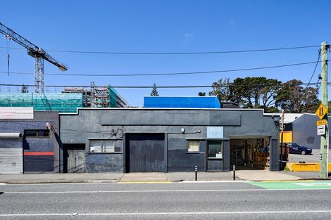 Photo of property in 77 Adelaide Road, Dannevirke, 4978