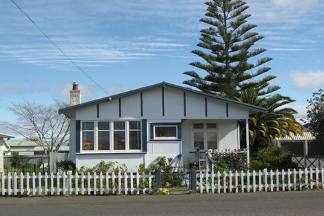 Photo of property in 24 Locke Street, Wairoa, 4108