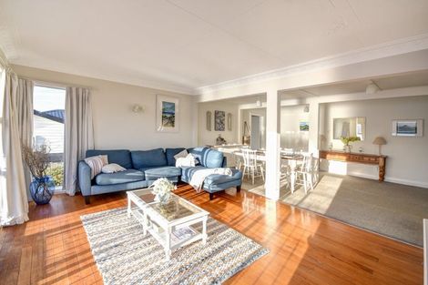 Photo of property in 35 Oxley Crescent, Broad Bay, Dunedin, 9014