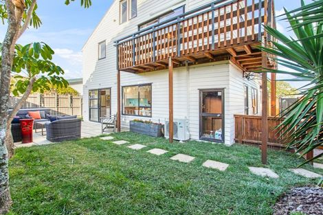 Photo of property in 42a Matakatia Parade, Matakatia, Whangaparaoa, 0930