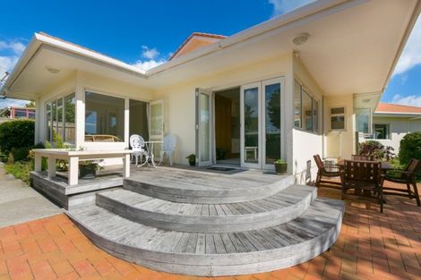 Photo of property in 32 Ngakoti Street, Urenui, 4375