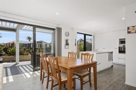 Photo of property in 6 Huanui Close, Papamoa Beach, Papamoa, 3118