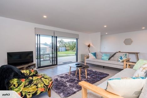 Photo of property in 10 Halyard Way, Mangawhai, 0505