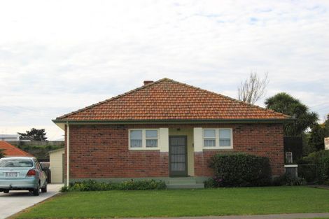 Photo of property in 82 Bignell Street, Gonville, Whanganui, 4501