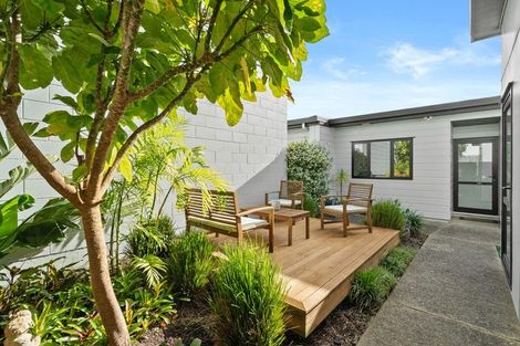 Photo of property in 3 Tarapuke Lane, Papakura, 2110