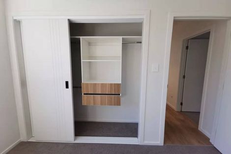 Photo of property in 37 Takapu Street, Henderson, Auckland, 0612