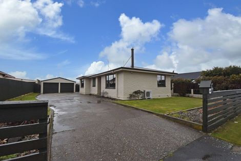 Photo of property in 10 Chesney Street, Heidelberg, Invercargill, 9812
