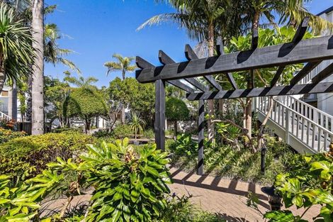 Photo of property in 8/72 Kitchener Road, Milford, Auckland, 0620