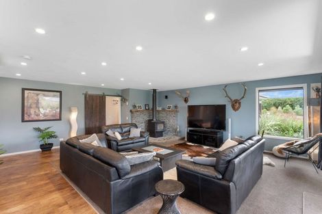 Photo of property in 1378 Poyntzs Road, West Eyreton, Rangiora, 7475