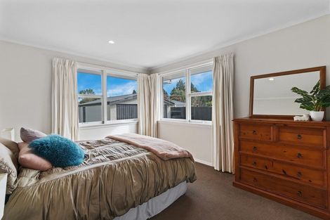 Photo of property in 10 Clipper Place, Redwood, Christchurch, 8051