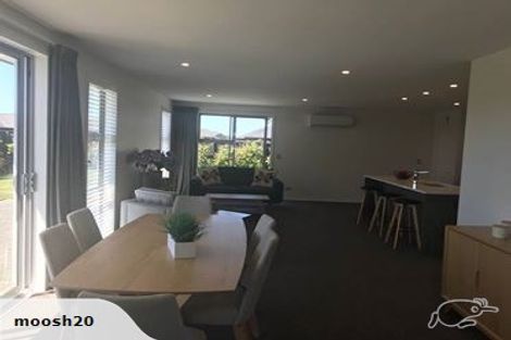 Photo of property in 14 Shillingford Boulevard, Rolleston, 7615