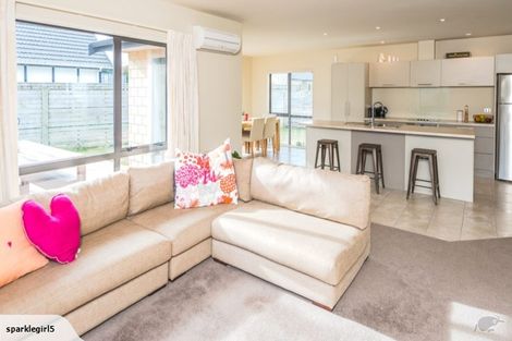 Photo of property in 6-10 Saint Johns Close, Feilding, 4702