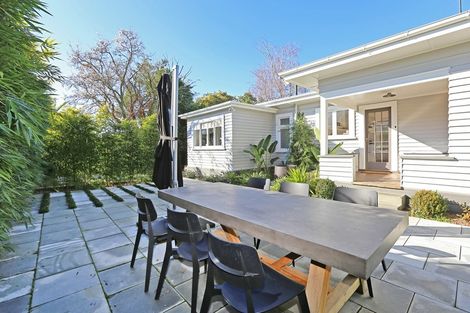 Photo of property in 401 Lascelles Street, Saint Leonards, Hastings, 4120