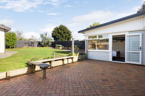 Photo of property in 25 English Street, St Andrews, Hamilton, 3200