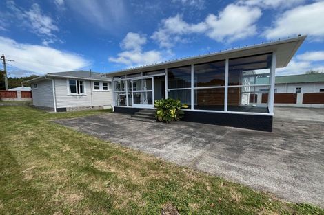Photo of property in 16 Moore Street, Ohakune, 4625