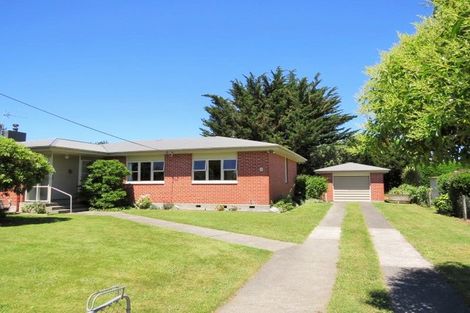 Photo of property in 4 Faraday Street, Carterton, 5713