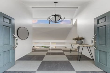 Photo of property in 28 Willow Avenue, Birkenhead, Auckland, 0626