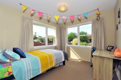 Photo of property in 19 Dunster Street, Burnside, Christchurch, 8053