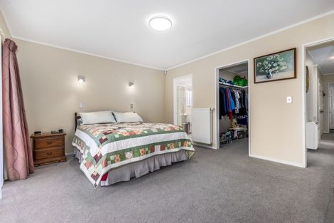 Photo of property in 22 Pinewood Grove, Paraparaumu Beach, Paraparaumu, 5032