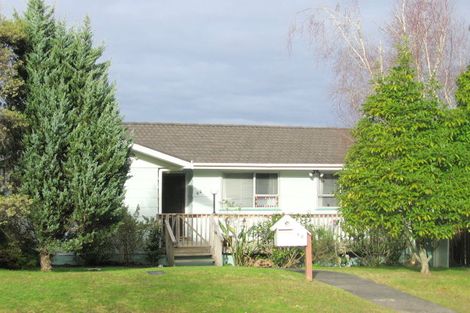 Photo of property in 42 Sunline Avenue, Massey, Auckland, 0614