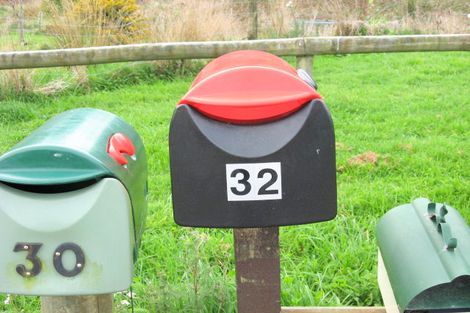 Photo of property in 32 Maui Pomare Road, Nikau Valley, Paraparaumu, 5032