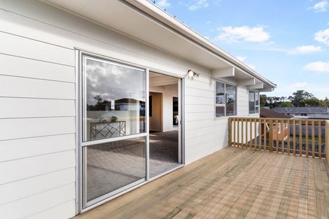 Photo of property in 35 Reelick Avenue, Pakuranga Heights, Auckland, 2010