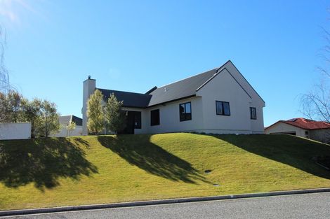 Photo of property in 8 Walnut Grove, Alexandra, 9320