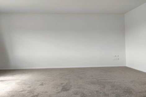 Photo of property in 47c Withers Road, Glen Eden, Auckland, 0602