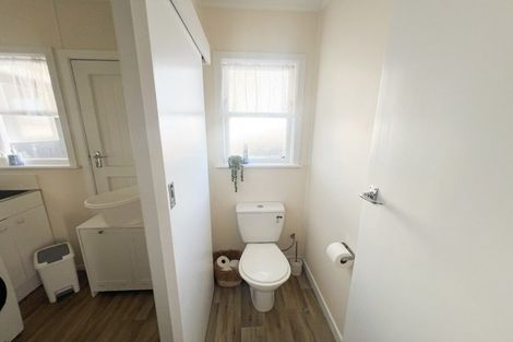 Photo of property in 34 James Street, Dannevirke, 4930