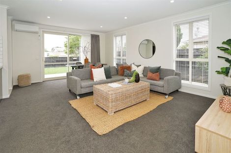 Photo of property in 2 Pryce Place, Silverdale, Hamilton, 3216