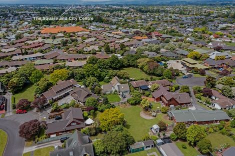 Photo of property in 8 Hanmer Place, Highbury, Palmerston North, 4412