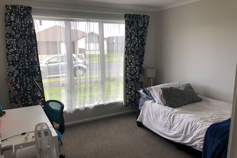 Photo of property in 32 Chalgrove Road, Huntington, Hamilton, 3210