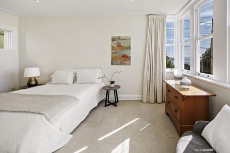 Photo of property in 18 Central Terrace, Kelburn, Wellington, 6012