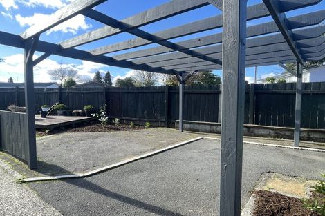 Photo of property in 2 Corilin Place, Mangakakahi, Rotorua, 3015