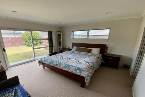 Photo of property in 8 Disley Road, Wattle Downs, Auckland, 2103