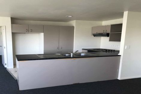 Photo of property in 36 Woodbank Drive, Glen Eden, Auckland, 0602