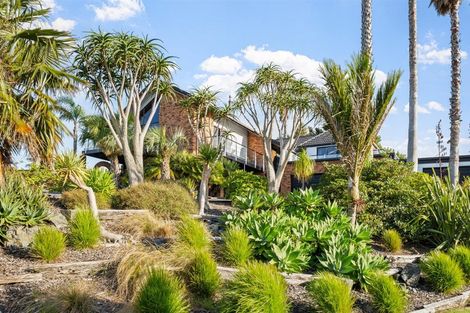 Photo of property in 5 Kotare Place, Sandspit, Warkworth, 0982