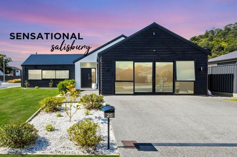 Photo of property in 20 Salisbury Crescent, Wallaceville, Upper Hutt, 5018