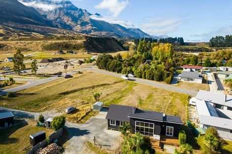 Photo of property in 33 Oban Street, Glenorchy, 9372