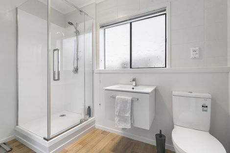 Photo of property in 1/274b Birkdale Road, Birkdale, Auckland, 0626