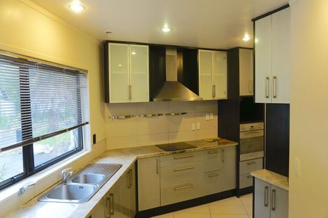 Photo of property in 15 Gracechurch Drive, Flat Bush, Auckland, 2016